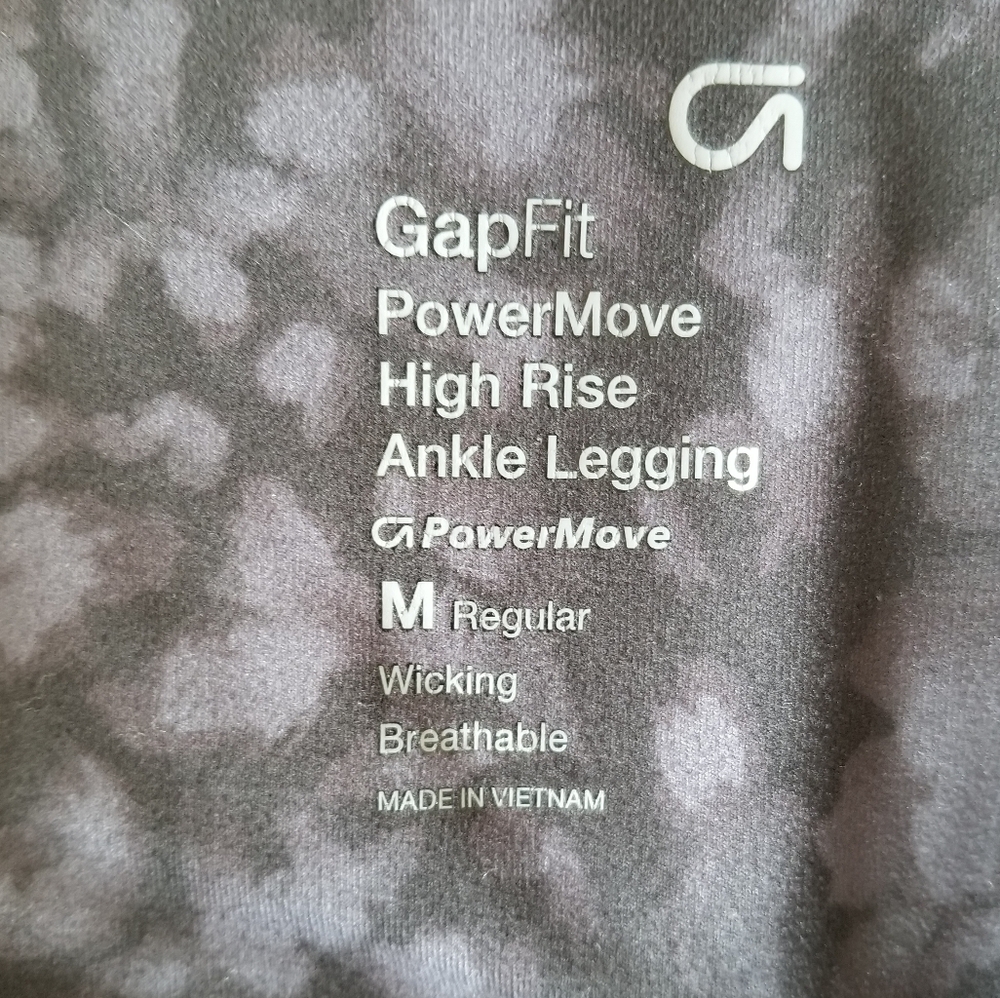 ❗CLEARANCE❗Bundle of 3 High-Waisted Leggings (2 GapFit + 1 DKNY Sport) - Picture 5 of 11